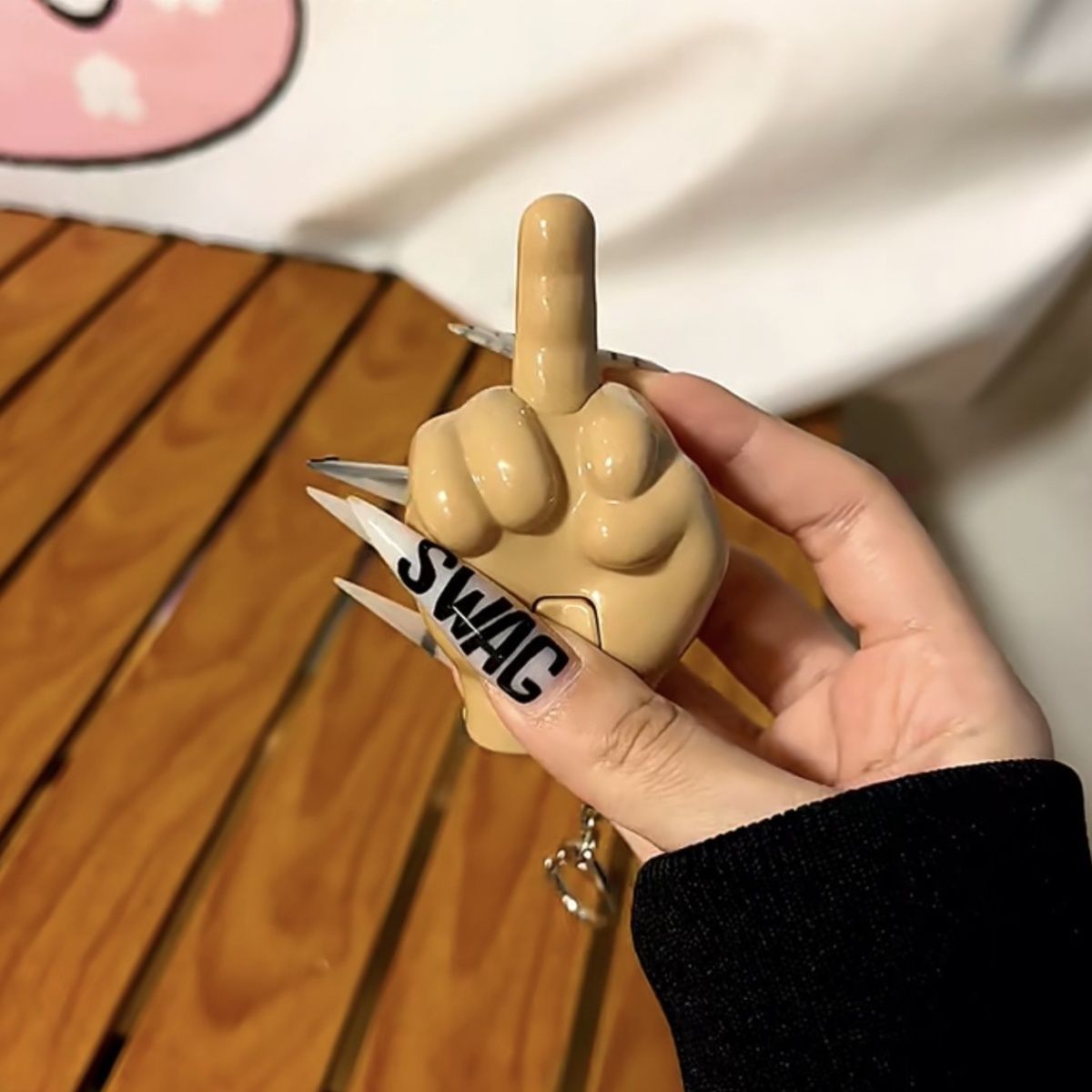 Middle Finger Keychain Funny P - огляд і ціна Pop Display Shelf